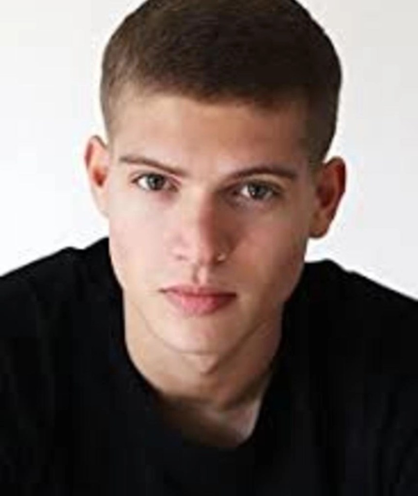 Josha Stradowski acteur Rand